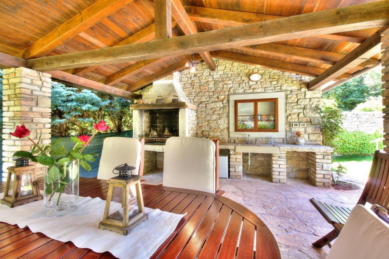 Villa Anthony With 3 Bedroom And Private Pool Near Umag Materada Kültér fotó